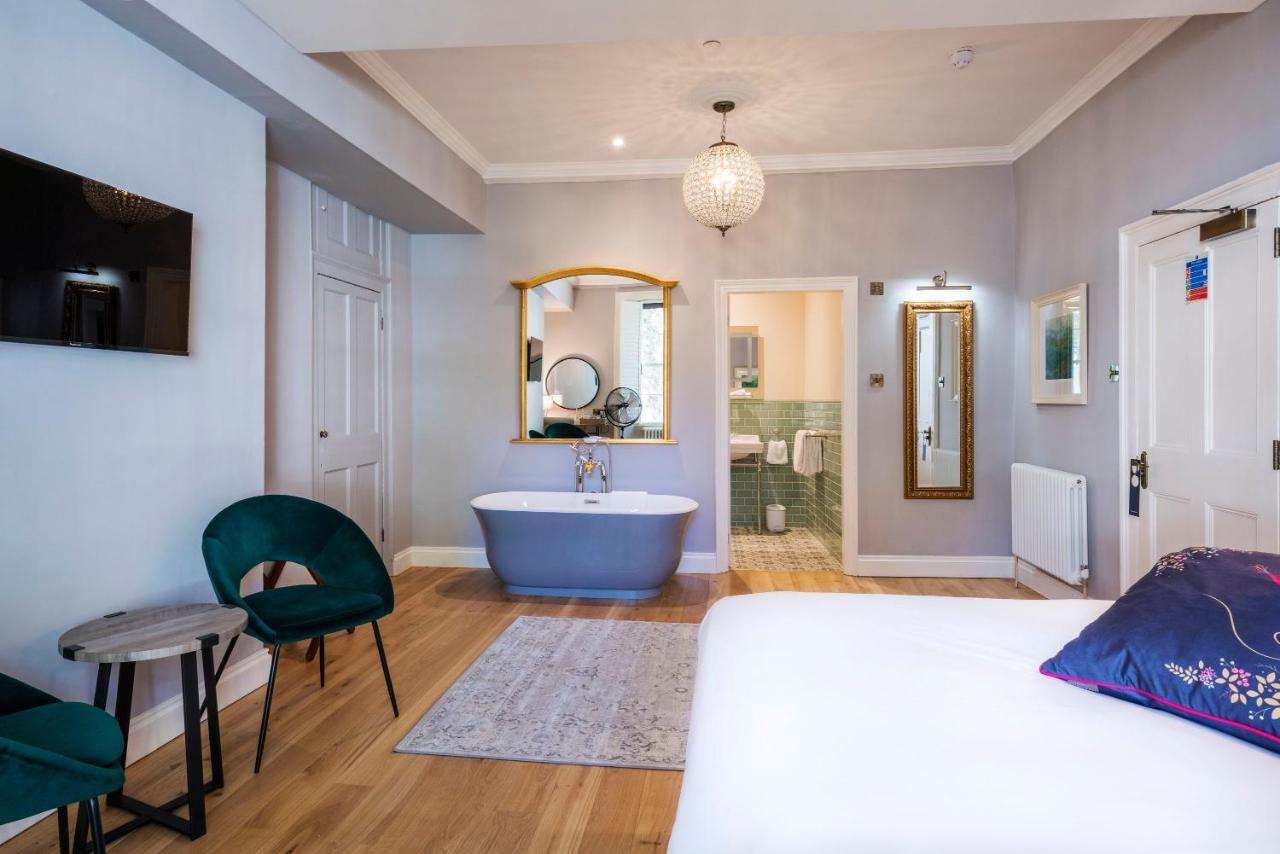 Hotel Eight à Bath Extérieur photo