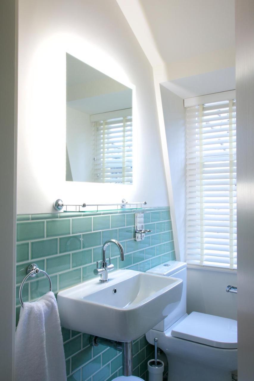 Hotel Eight à Bath Extérieur photo