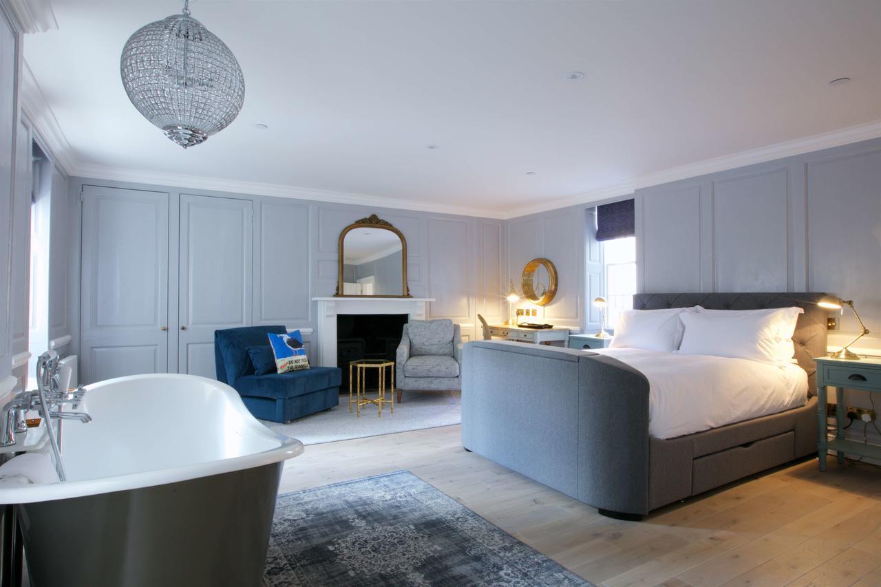 Hotel Eight à Bath Extérieur photo
